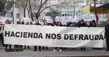 Más de 1.200 técnicos de Hacienda se manifiestan por su carrera: "Trabajamos con las manos atadas"