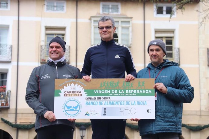 El Banco de Alimentos recibe aportaciones de Carrera Virgen Esperanza, Jesuitas Logroño y pregón Belenistas