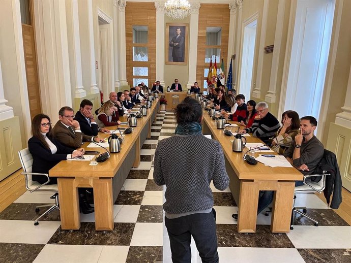 Intervención de un ciudadano en el Pleno del Ayuntamiento de Cáceres en contra de los festejos taurinos