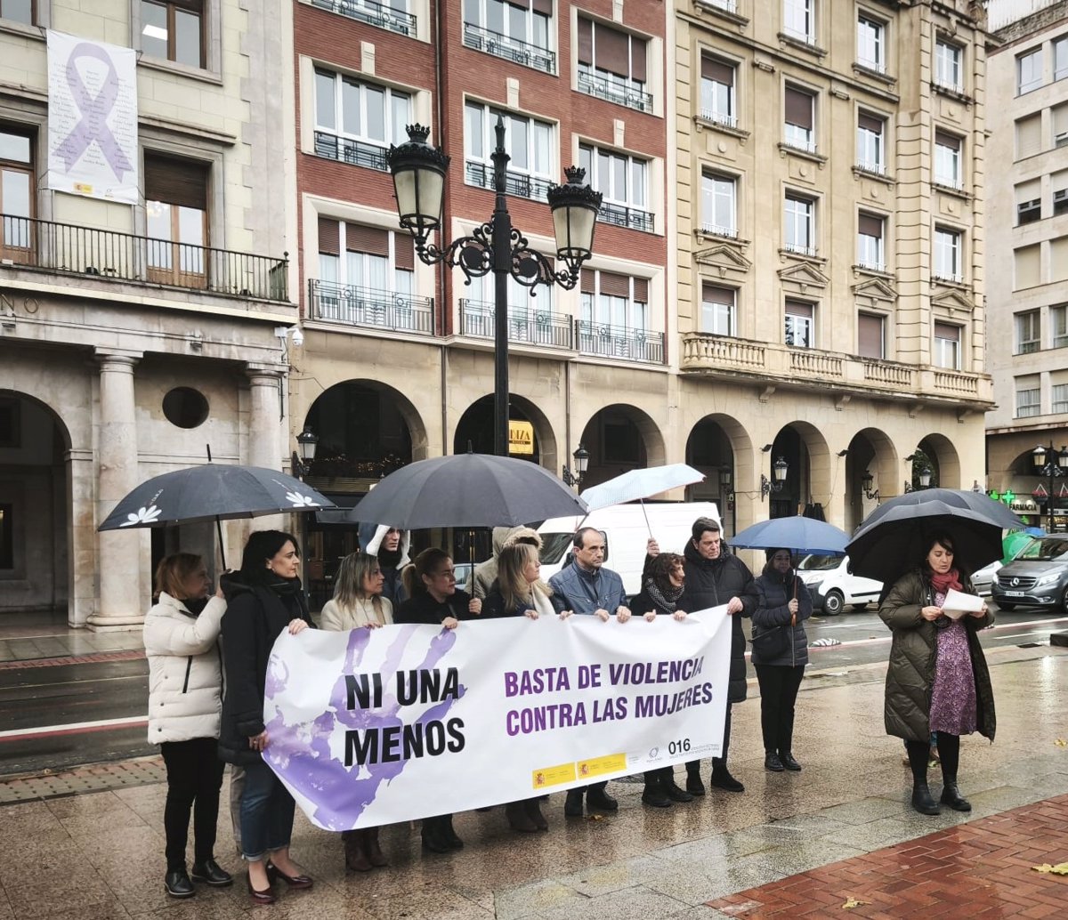 Concentración en Logroño contra los últimos asesinatos machistas:  No hay alternativa a la violencia 