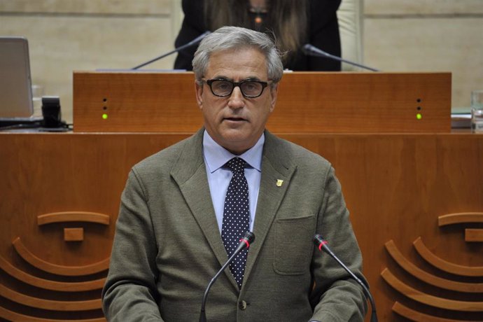 El consejero de Gestión Forestal y Mundo Rural, Ignacio Higuero, comparece en la Asamblea de Extremadura