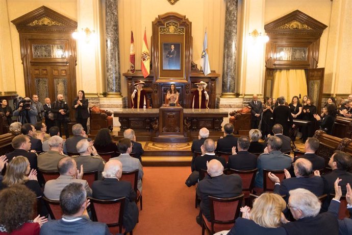 La alcaldesa de A Coruña, Inés Rey, en la recepción de Navidad