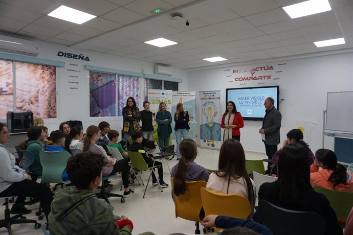 Lebrija acoge la presentación de los 'Juegos de la Igualdad' destinado a menores de entre 12 y 16 años.