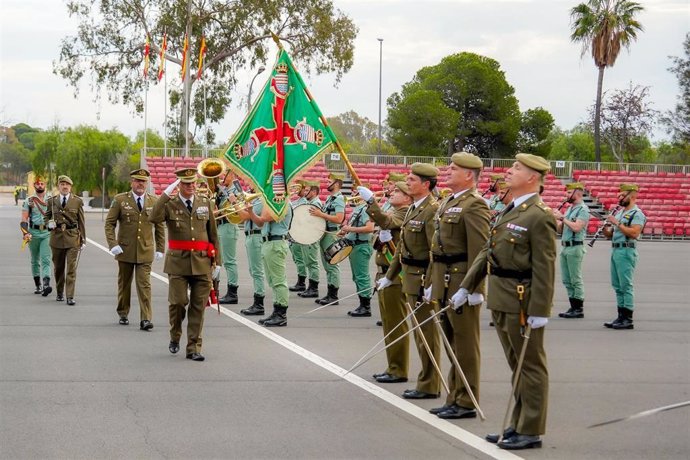 Acto de celebración del centenario de la base militar 'Álvarez de Sotomayor' de La Legión en Viator (Almería).