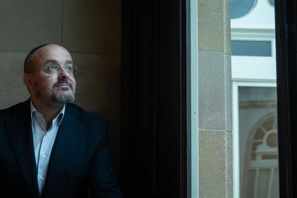 El líder del PP catalán, Alejandro Fernández, en una entrevista para Europa Press