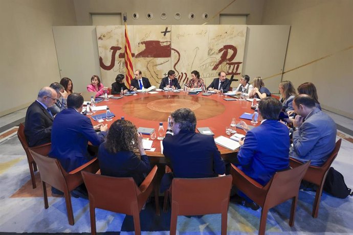 Archivo - Reunión del Consell Executiu del Govern en el Palau de la Generalitat, a 8 de octubre de 2024