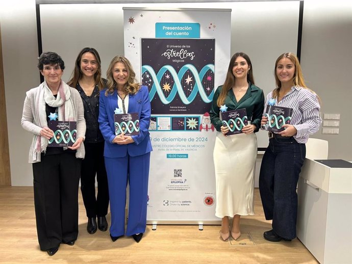 (De Izquierda A Derecha): Mª Del Mar Durán (UCB Cares), Raquel Contreras (Patient Experience Manager En UCB Iberia),  Patricia Smeyers (Hospital La Fe De Valencia, Autora Del Libro), Noa Smeyers (Ilustradora), Judith Abarca (UCB Cares).