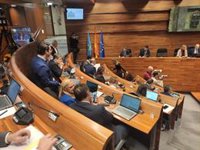 El PP rechaza las cuentas porque son "propaganda" y reclama bajar impuestos