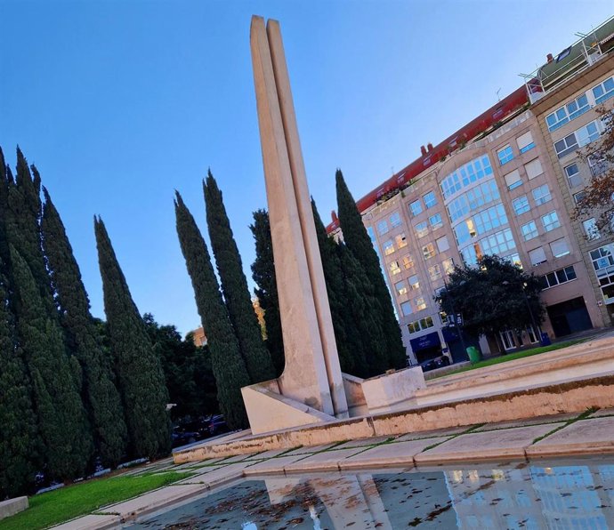 Imagen del Monumento a las Víctimas de las Riadas que hay en la ciudad de València y que se propone remodelar para incluir también en él el homenaje a las de la dana del 29 de octubre de 2024.
