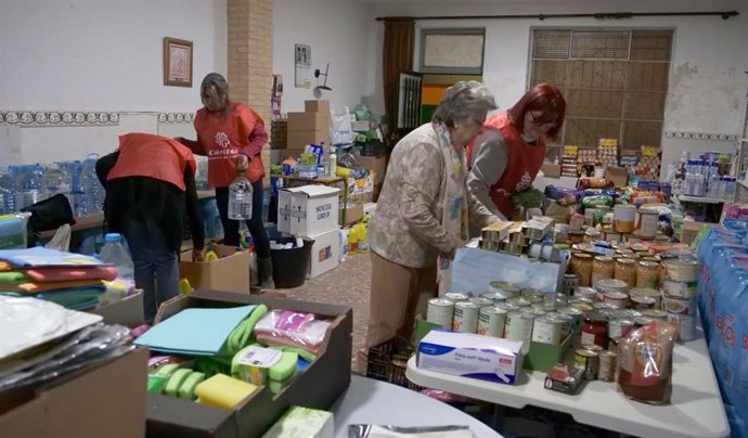 Cáritas Diocesana de Mérida-Badajoz ya ha enviado 570.000 euros para ayudar a las familias afectadas por la DANA