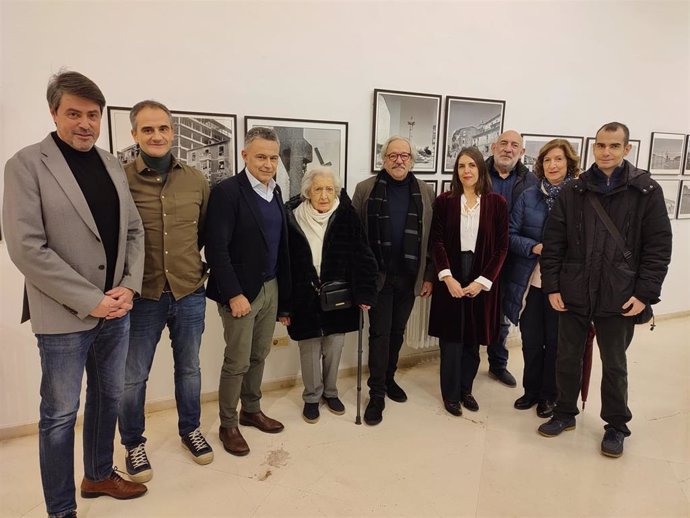 El alcalde recuerda a Teo Martínez como "un fotógrafo al que le debemos un archivo invaluable de nuestra historia"