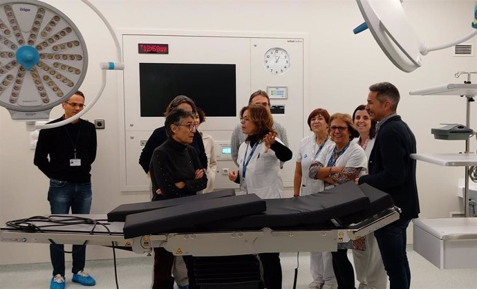 Olga Pané durante la visita al Hospital Josep Trueta de Girona.