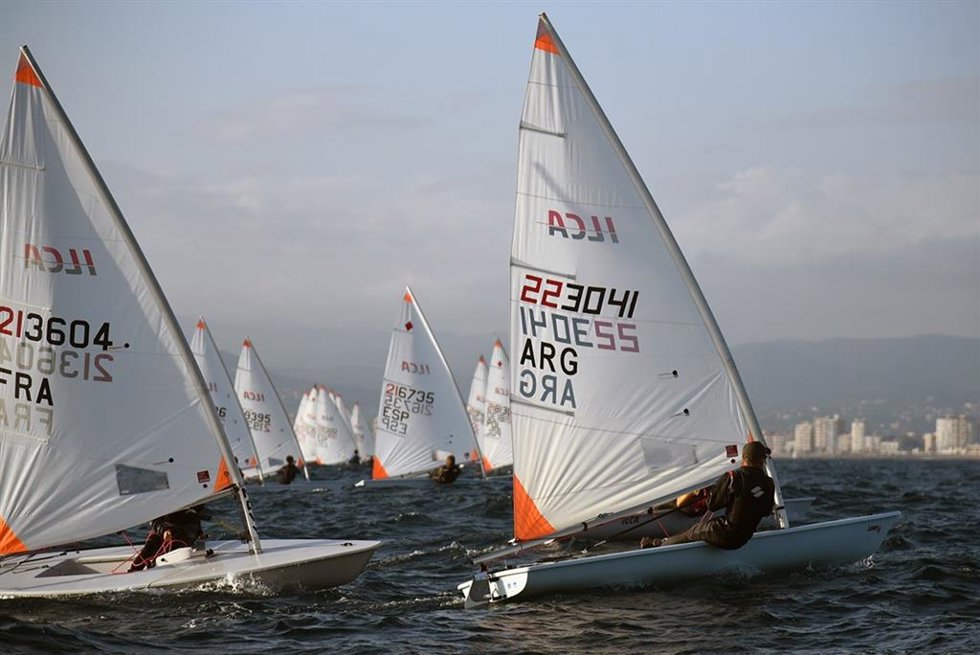 El argentino Bruno Rmer es el único que aguanta el liderato en la 48 Palamós Christmas Race