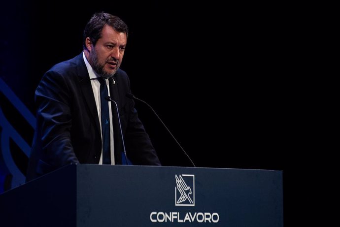 Archivo - Arxiu - 26 September 2024, Italy, Rome: Italy's Minister of Infrastructure and Transport, Matteo Salvini speaks during the National Assembly of Conflavoro at the Eliseo Theater in Rome. Photo: Vincenzo Nuzzolese/SOPA Images via ZUMA Press Wire/d