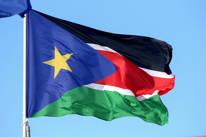 Archivo - June 9, 2024, Saint Petersburg, Russia: The flag of the Republic of South Sudan seen in the gallery of flags of the participating countries in the framework of St. Petersburg International Economic Forum 2024