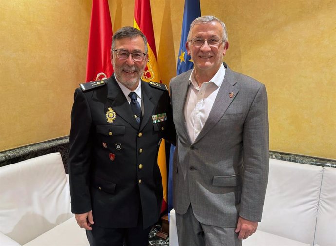 El vicepresidente Félix Taberna en su encuentro con Manuel Jesús del Collado Olivares.