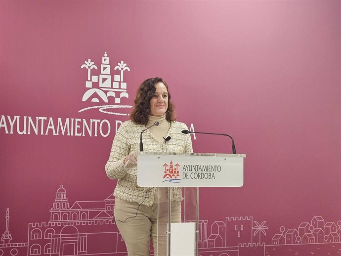 La concejal socialista en el Ayuntamiento de Córdoba, Isabel Bernal.