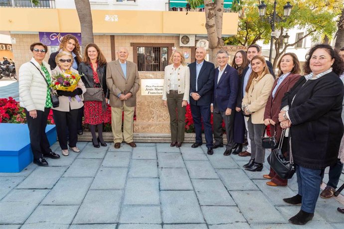 Acto homenaje al practicante y comadrón Jesús Martín Francisco.