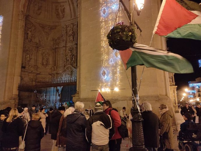 Concentración de solidaridad con el pueblo palestino en la plaza del Mercado de Logroño