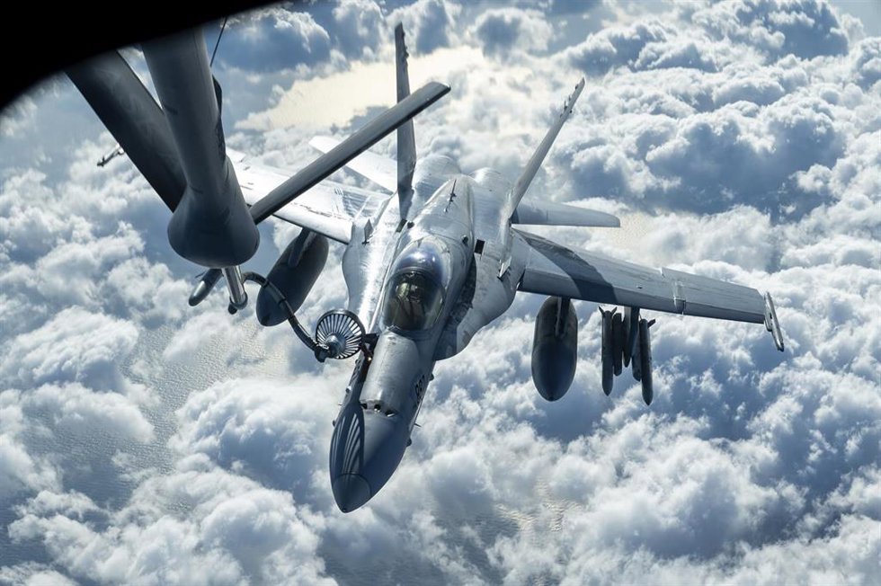 Archivo - Caza F/A-18 de Estados Unidos