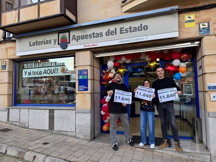 Los dueños de la Administración de Astorga que ha repartido un millón de euros.