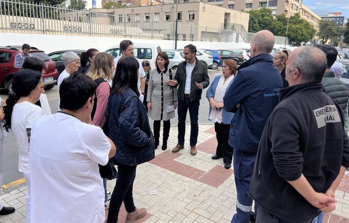 El grupo municipal socialista en el Ayuntamiento de Málaga ha criticado la que considera "insensibilidad" del alcalde, Francisco de la Torre, por "dar la espalda a la Málaga social" en sus presupuestos para el próximo año.