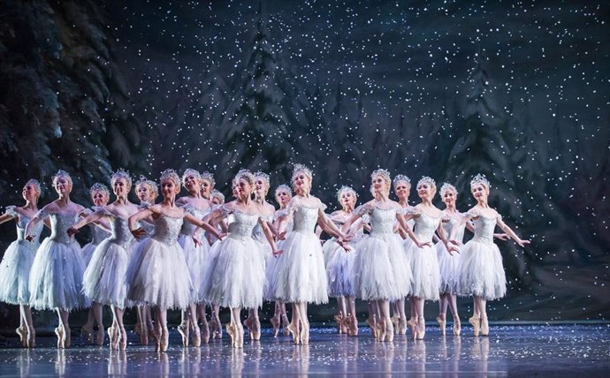 Archivo - La Navidad encantada de 'El Cascanueces' del Royal Ballet llega a cines valencianos