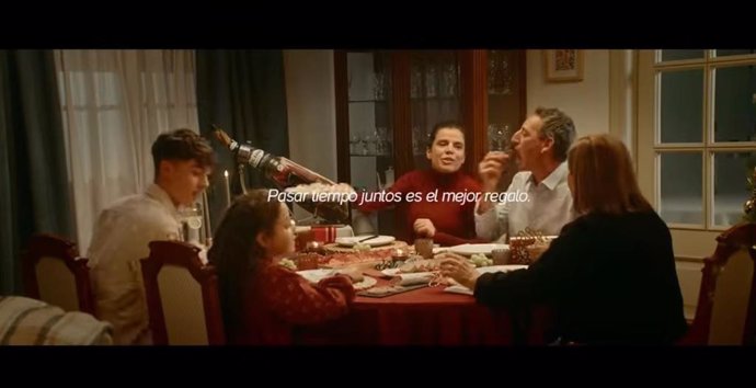 Imagen del spot 'Pasar tiempo juntos es el mejor regalo'