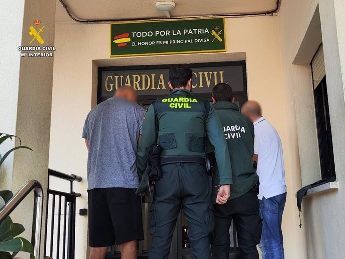 Dos detenidos por cinco robos en viviendas de lujo de Calp y Moraira (Alicante).