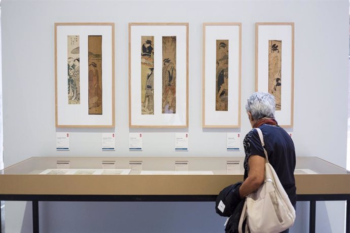 Archivo - Zaragoza.-La muestra 'La mujer en Japón' de la DPZ supera ya los 10.000 visitantes en el Palacio de Sástago