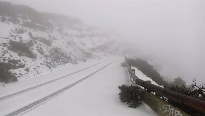 Carretera de acceso al Roque de Los Muchachos