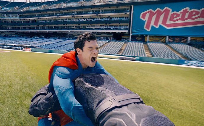 El villano terrorista oculto en el tráiler de Superman