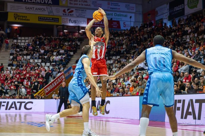 El Bàsquet Girona rescinde al alero francés William Howard