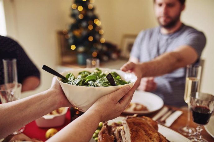 Archivo - Comida sana en Navidad.