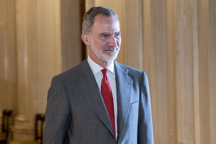 Archivo - El Rey Felipe VI a su llegada para recibir en audiencia a la delegación del American Jewish Commitee (AJC) en el Palacio de la Zarzuela, a 6 de julio de 2022, en Madrid (España). Durante esta visita se hace entrega al Rey del premio Gesher, que 