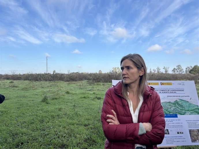 La vicepresidenta Tercera del Gobierno y Ministra para la Transición Ecológica y el Reto Demográfico, Sara Aagesen, en su visita el pasado viernes a la finca Los Mimbrales, en Doñana.