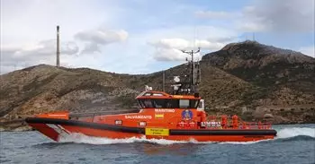 Trasladados a Cartagena catorce tripulantes de un buque ruso tras un naufragio en el mar Mediterráneo