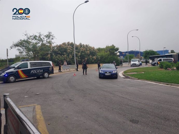 Agentes de la Policía Nacional, en Mallorca.