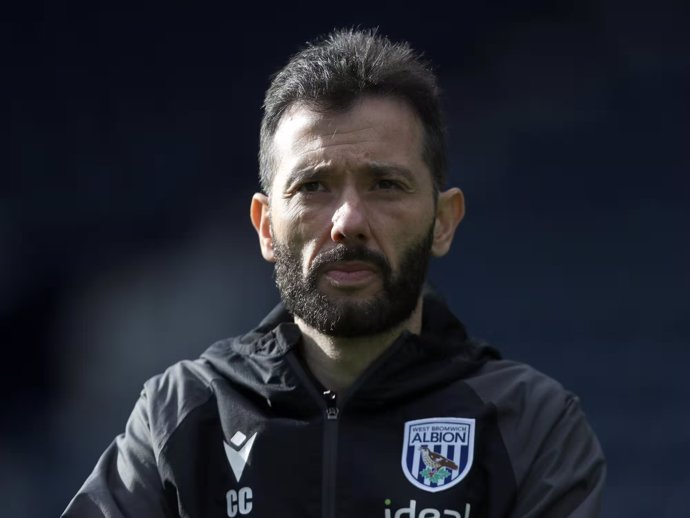 El nuevo entrenador del Valencia, Carlos Corberán