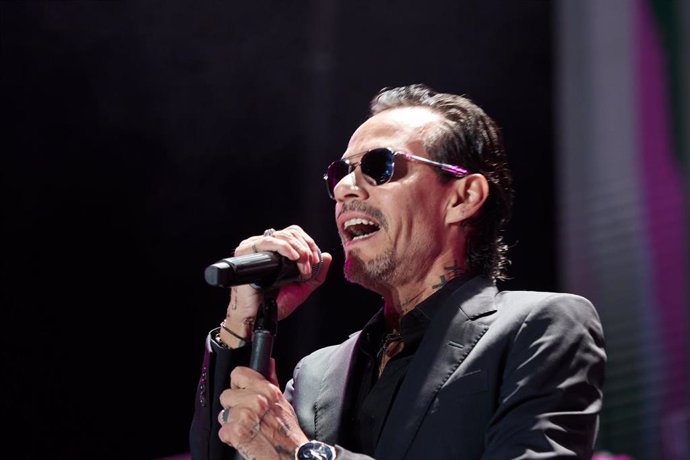 Archivo - El cantante Marc Anthony durante un concierto en el Navarra Arena, a 2 de junio de 2024, en Pamplona