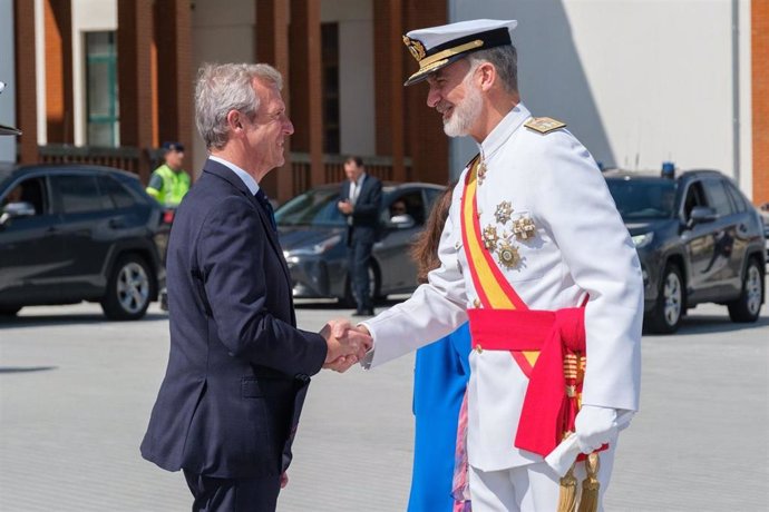 El presidente de la Xunta, Alfonso Rueda, y el rey Felipe VI.