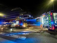 Nueve intoxicados por humo en el incendio de una vivienda en la calle Pintor Velázquez de Móstoles