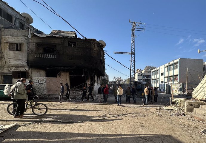 December 23, 2024, Nuseirat, Gaza Strip, Palestinian Territory: Palestinians are trying to move away towards areas they consider safe after the attack by the Israeli army on Nuseirat Refugee Camp in the central part of Gaza city, Gaza on December 23, 2024