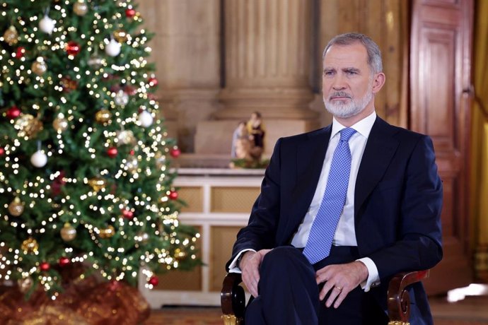 El Rey Felipe VI durante el tradicional Mensaje de Navidad en el Palacio Real.