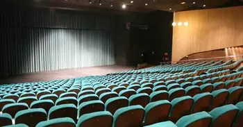 La obra 'El cascanueces' se aplaza al viernes por la muerte natural de un trabajador en el Auditorio de Valdepeñas