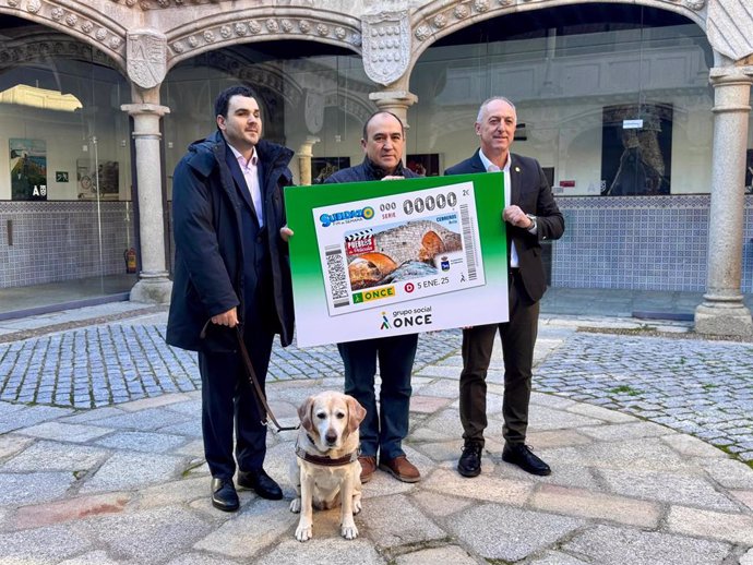 Presentación del cupón de la ONCE dedicado a Cebreros.