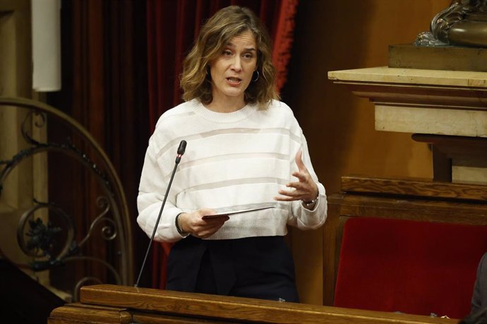 Archivo - La presidenta de Comuns Sumar, Jessica Albiach, durante una sesión de control al presidente de la Generalitat de Catalunya