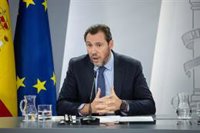 Puente dice que es "terrible" la "toxicidad" de Ayuso y lamenta que España "baile al son" de la presidenta madrileña