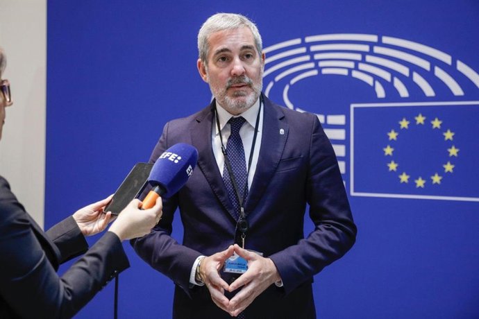 Archivo - El presidente de Canarias, Fernando Clavijo