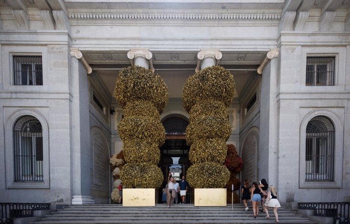 Archivo - Entrada, puerta de Goya, del Museo del Prado  